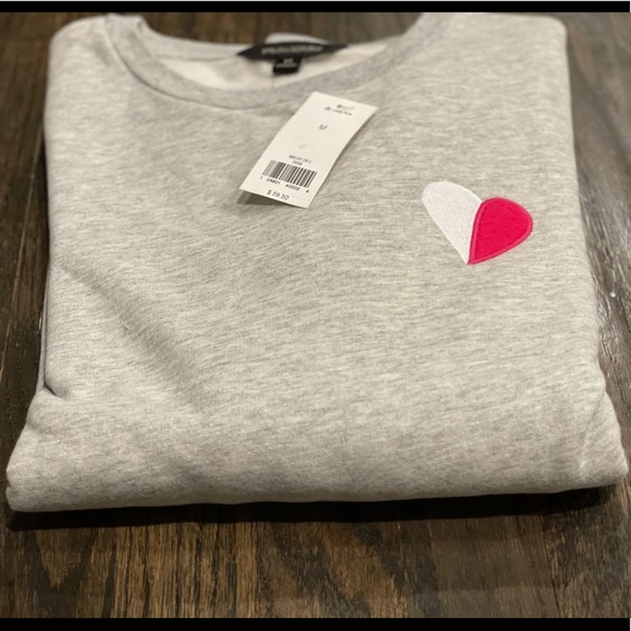 Banana Republic Gray Sweater - Picture 5 of 7